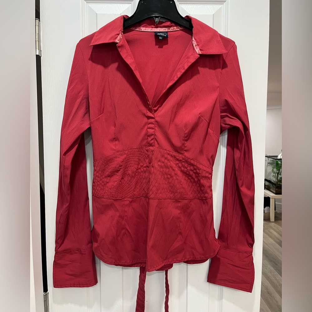 Magenta Red Collared Blouse size Large Y2K Glam Cherrycore Romantic Top Waist
